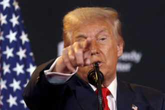 care este marea miza a lui trump la summitul din alaska ce vrea sa obtina de la putin 689e121c71c0e