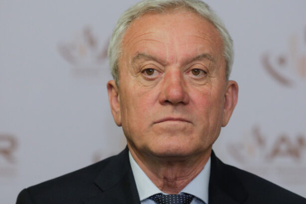 constantin toma primarul buzaului isi anunta sustinerea pentru titus corlatean la sefia psd 689992727a9dc