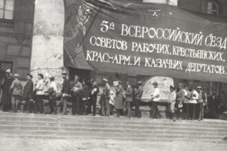 cu o suta de ani inainte de evgheni prigojin cum au fost bolsevicii aproape de colaps din cauza unei revolte neasteptate de la moscova 6897a41fc3d33