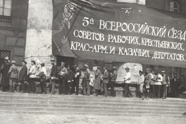 cu o suta de ani inainte de evgheni prigojin cum au fost bolsevicii aproape de colaps din cauza unei revolte neasteptate de la moscova 6897a41fc3d33