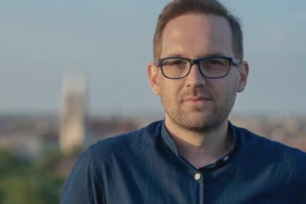 dominic fritz umbla la ajutoarele pentru energie noile preturi 68ad4e43a6c13