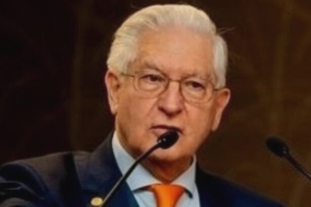 doua alimente consumate de toata lumea care ne seaca de energie medicul vlad ciurea sustine ca acestea incetinesc activitatea creierului 68ad8f2db911d