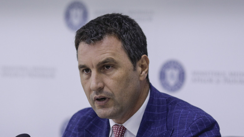 exclusiv tanczos barna eu nu spun sa se taie pensile militarilor dar echitatea sociala inseamna ca fiecare contribuie cu ceva 689108efe6f0b