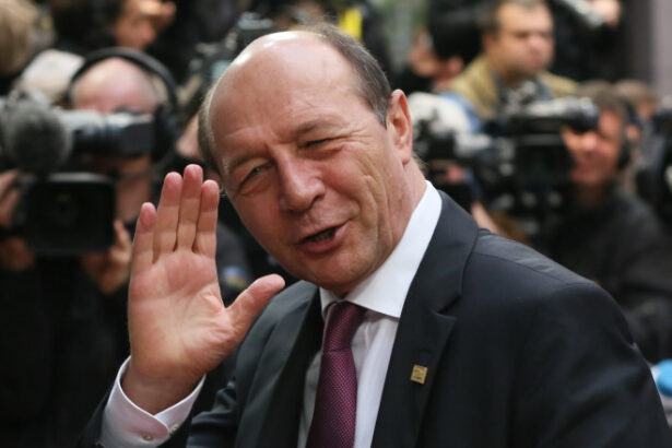 guvernul anunta cand va fi adoptat proiectul prin care traian basescu primeste o vila de protocol 689ded3b64362