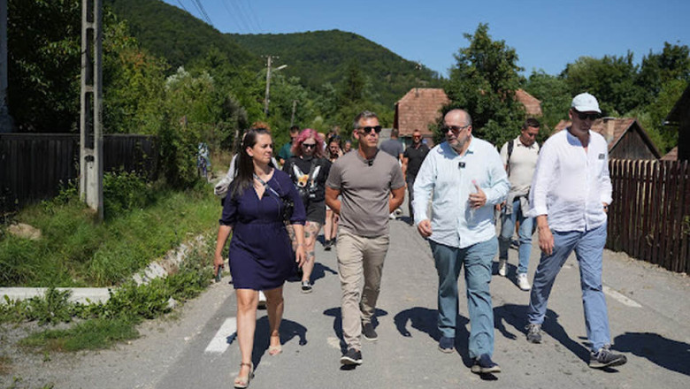 liderul opozitiei ungare peter magyar a venit din nou in romania ce a spus despre dezastrul de la salina praid 688ef908876fa