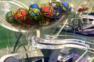 loto joi 14 august 2025 reporturi de milioane de euro la 6 49 si joker la noroc sunt in joc aproape 490 de mii de euro 689d913a91976