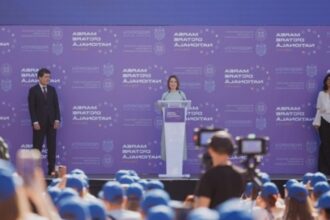 maia sandu la marea dictare nationala din chisinau limba romana punte intre cele doua maluri ale prutului 68b413e608210