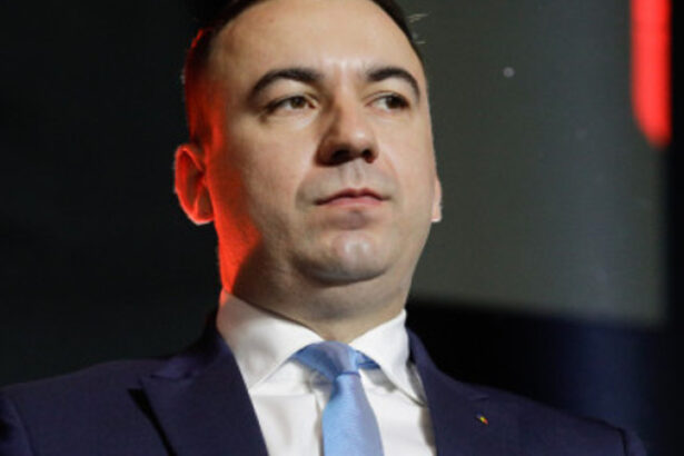 ministrul bogdan ivan aprecieri pentru cariera politica a lui ion iliescu dar evoca si momentele controversate din viata acestuia 68923149bb9e7