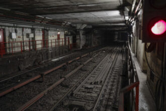 ministrul transporturilor anunta un control la metrou ampla actiune de inspectie privind siguranta si exploatarea trenurilor 6895bec1b2e47