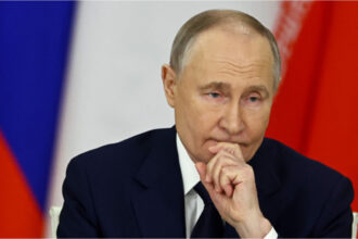 mintea lui putin este bolnava distorsionata si probabil ilogica afirma ambasadorul sua la nato 6891acf2ea16f