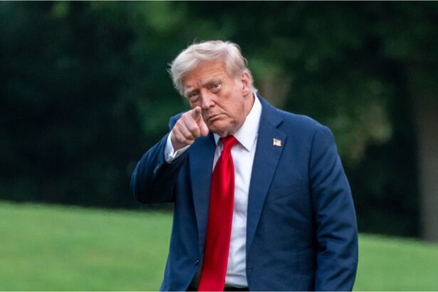 news alert trump reactie la declaratiile provocatoare ale lui medvedev am ordonat pozitionarea a doua submarine nucleare in apropierea rusiei 688d13147baa4