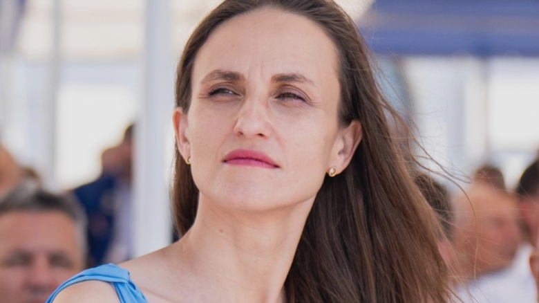 oana toiu serie de gafe si balbe jenante ministrul rezist il confunda pe zelenski cu putin 68a44e7c48e28