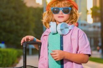 parents who raise truly independent kids always do these 11 things 689fd2a9bff17