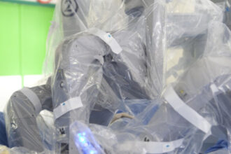 premiera in europa doua operatii la distanta pe pacienti aflati la 300 km 688e1d6a4e54e