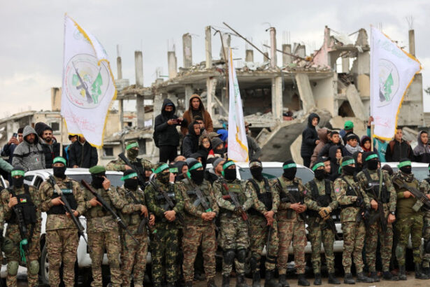 sistemul secret folosit de hamas pentru a plati salariile angajatilor cum a reusit sa distribuie 7 milioane de dolari in gaza 68982479bc5b0