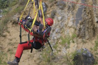 video avertisment de la salvamont creste numarul apelurilor de la turisti cu simptome de infarct recomandari pentru drumetiile pe canicula 68a1ac1d3b684