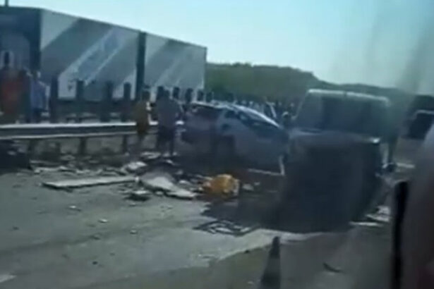 video carambol cu sapte masini pe autostrada soarelui doua persoane ranite traficul spre constanta este blocat 6899a04eda7b0