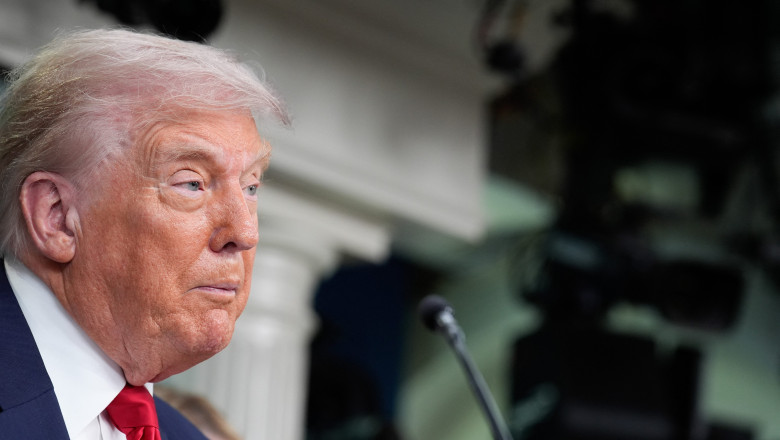 video gafa lui donald trump merg vineri in rusia ma intalnesc cu putin 689a13936a5ab