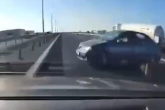 video gest inconstient pe autostrada a1 un sofer a tras brusc de volan pentru a intoarce si a lovit o alta masina 68976b336a9a3