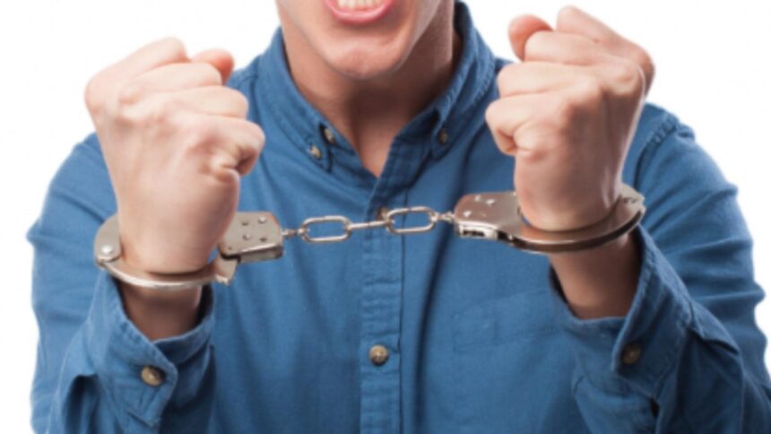 a incercat sa isi otraveasca fostul socru si apoi i a taiat franele de la masina acum raspunde in fata tribunalului buzau 68c432cabd2c3