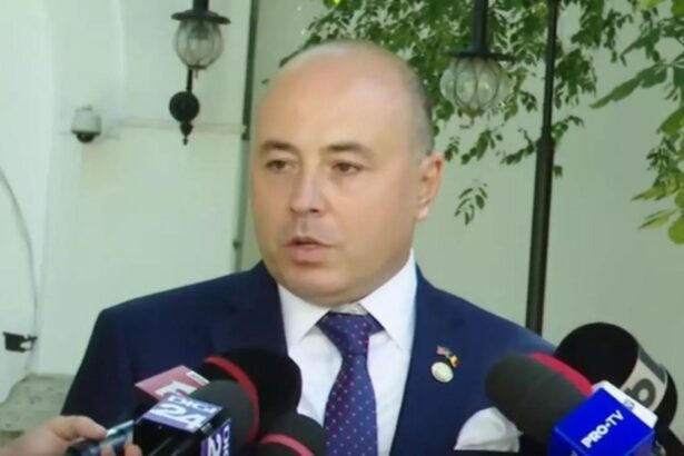 andrei muraru ambasadorul romaniei in sua il ameninta pe calin georgescu cu inchisoarea 68c0043139eb1
