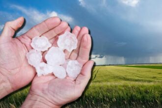 avertizare meteo grindina de mari dimensiuni in 9 judete din zona montana 68bd89eeaa2f5