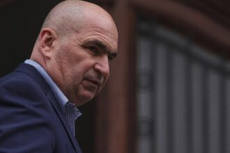 blocaj in coalitie din cauza concedierilor cerute de premier reforma administratiei in impas bolojan cu mandatul pe masa 68bc166d804ad