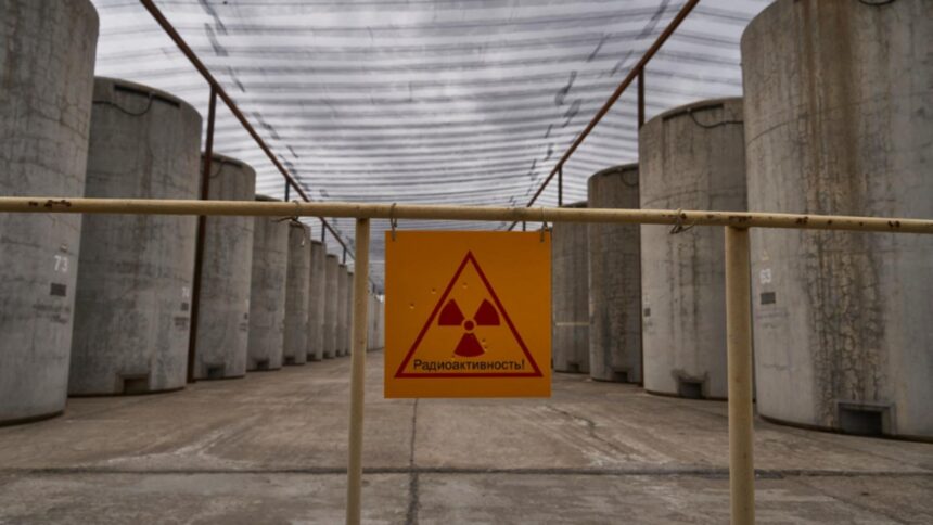 centrala nucleara zaporojie din ucraina nu mai are alimentare cu energie electrica externa de o saptamana amenintare majora privind radiatiile 68db8d52cadd2