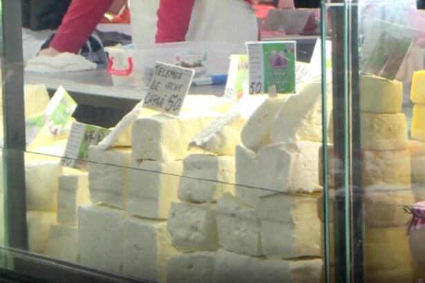 consiliul concurentei analizeaza vanzarea napolact cea mai mare companie de lactate preluata de o firma maghiara 68d6b21ced58e