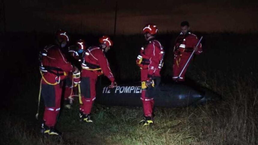 descoperire macabra pe crisul repede barbat inecat prins in vegetatia subacvatica la un metru de mal 68c3a746ec715