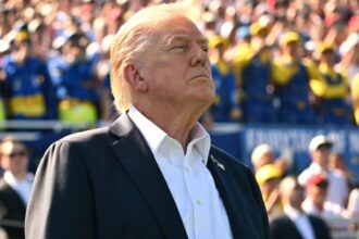 donald trump continua cu sfaturile medicale impartiti vaccinul ror in trei doze total separate nu amestecate 68d6f6342b0ea