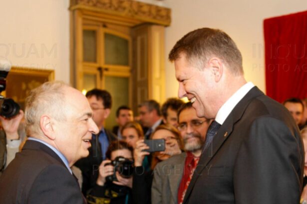 gabriel liiceanu tinta ironiilor dupa omagiul adus premierului ma mir ca n a spus ca moise era un bolojan roman 68bed6d3737c5