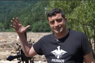 george simion mesaj de forta dupa discursul istoric al lui donald trump la onu e timpul ca si romania sa faca parte din tarile normale la cap video 68d2d74b3fef2