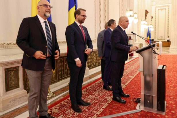 haos in coalitie toate partidele vor reducerea posturilor de la stat insa nimeni nu stie cum si de unde 68cf01a5cf874