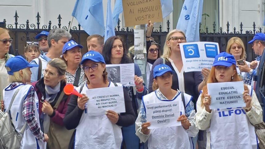 haos in educatie ministrul e absent se pregateste greva 68c52d8300732