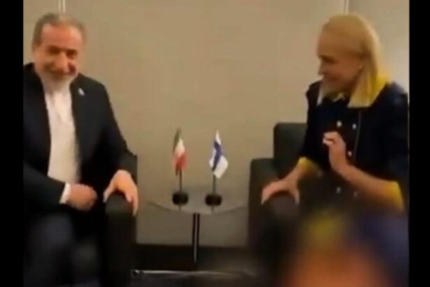 iranul a cenzurat picioarele a doua ministre de externe la televiziunea de stat ca sa nu distraga atentia barbatilor 68d7c69322701