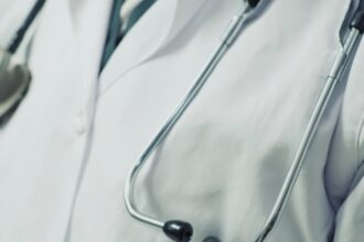 medic timisorean retinut pentru coruptie barbatul ar fi primit mita de la pacienti pentru consultatii 68b935571b372