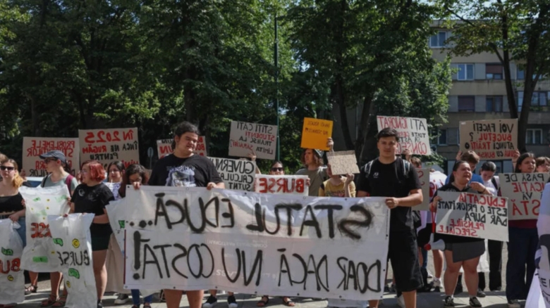 ministrul educatiei ferm convins ca noul an scolar va incepe de luni 8 septembrie profesorii au alte planuri 68b9d223528b7