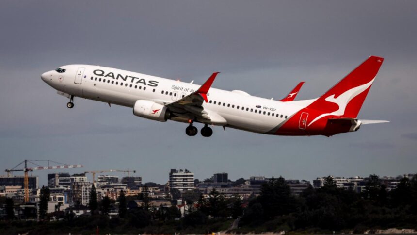 panica la bordul unei curse qantas dupa suspiciuni de incendiu in cala avionul a aterizat de urgenta 68d6346f56d3a