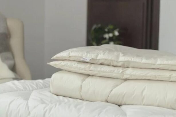 trucul simplu si eficient care iti curata plapuma fara sa depui prea mult efort nu o sa mai ai nevoie de masina de spalat 68b86c0693e9c