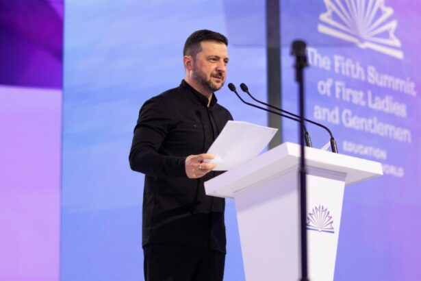 zelenski vine cu vesti bune cresteri salariale pentru profesori si burse mai mari pentru studenti in ciuda costurilor uriase de razboi 68cac3f5bbcf0