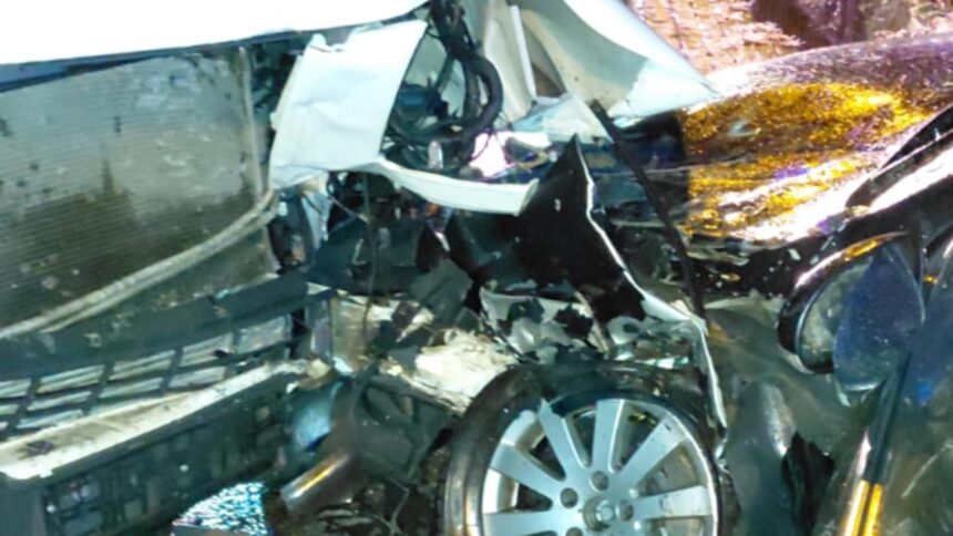 accident grav intre un micorbuz si un autoturism in campia turzii opt oameni au fost raniti 68e0c6c98a28c