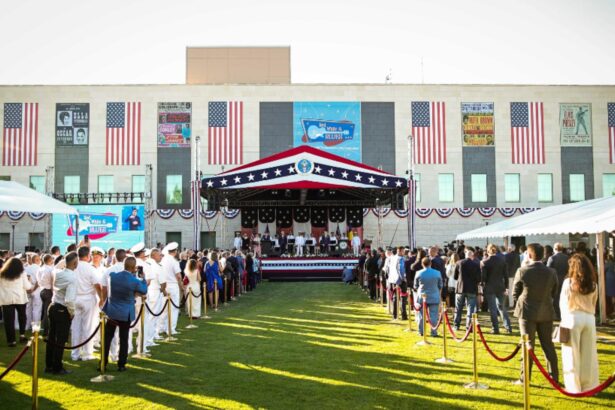 ambasada sua la bucuresti anunta intreruperea temporara a actualizarilor pe facebook din lipsa de fonduri 68dcecc016f5e