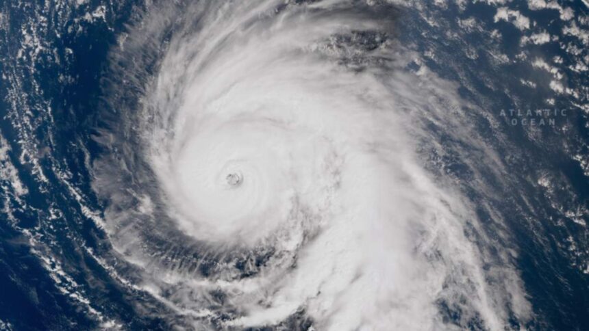 caraibele in alerta maxima uraganul melissa de categoria 5 se apropie de jamaica 68ff872393a79