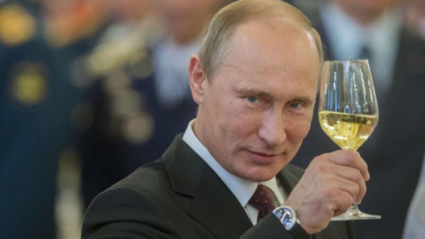 cat de inalt este vladimir putin detaliul surprinzator despre liderul de la kremlin 68e56f85e60e4