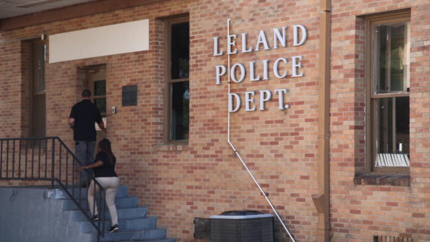 cel putin opt morti in doua atacuri armate comise dupa festivitati scolare din statul mississippi ce spune politia 68eb560d62f01