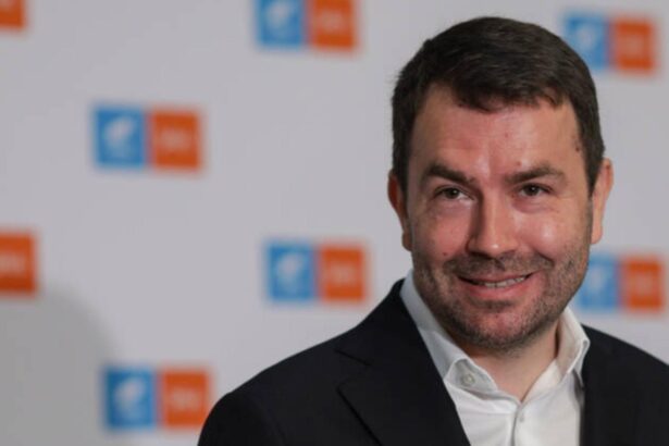 cum isi face drula campanie pe spatele unei tragedii mesajul de pe retelele de socializare 68edd689422b1