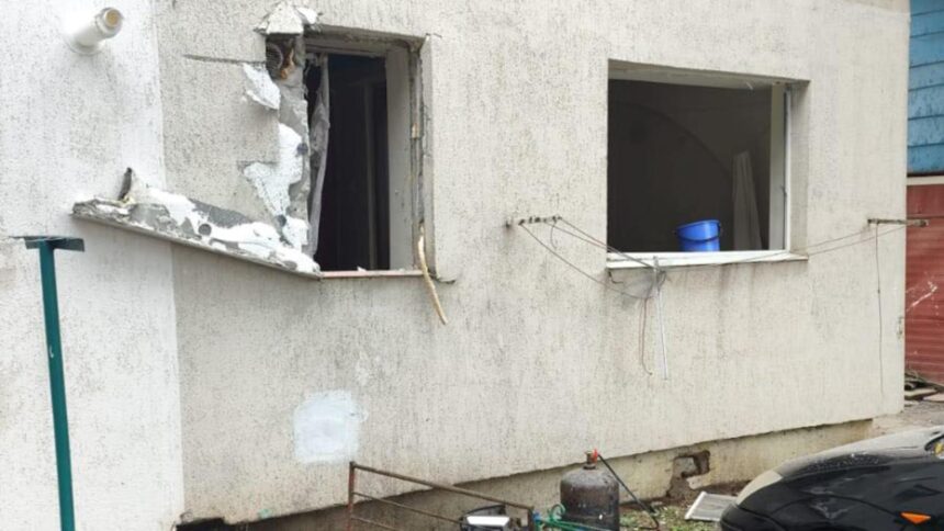 explozie la parterul unui bloc de garsoniere din murfatlar un barbat de 65 de ani a fost dus la spital 68e0e621ca0a6