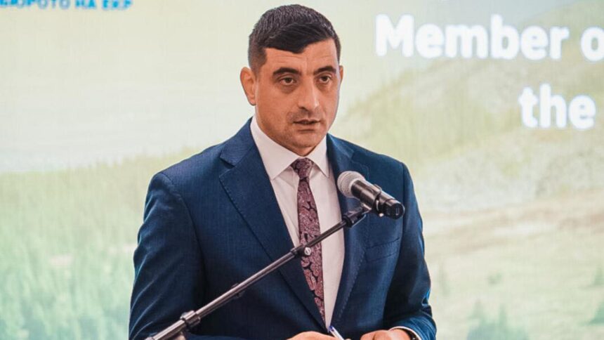 george simion isi anunta candidatura pentru un nou mandat la conducerea aur suntem un partid democratic si ne tinem de statut 68ee172dc26d7