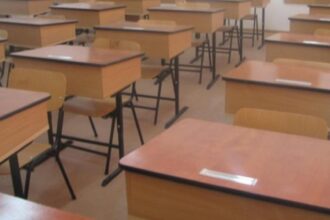 inchiderea scolilor luata in calcul si in judetul ialomita din cauza codului rosu de ploi abundente sedinta cruciala marti dimineata 68e4a1388237c